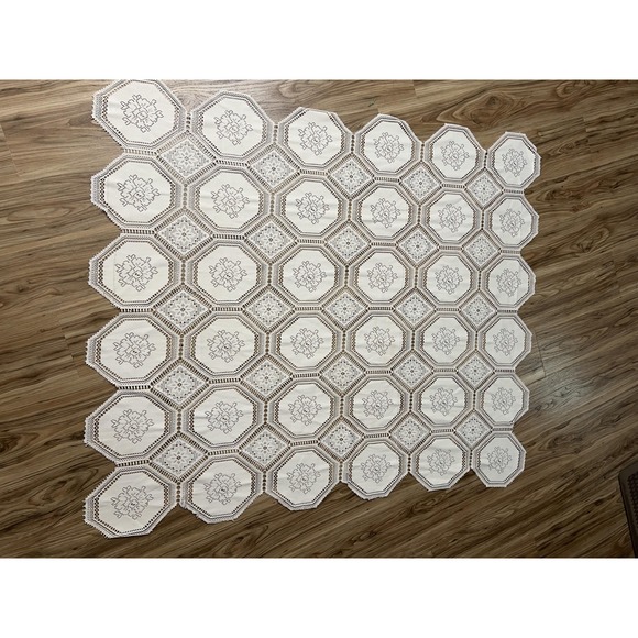 Vintage Handmade Crochet Lace Tablecloth Octagonal Floral Pattern 57x48in EUC